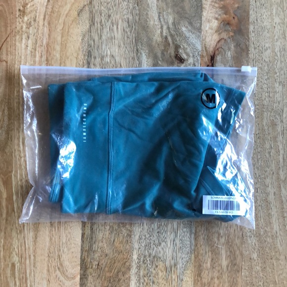 IAB 3 inch No-Ride Elm booth shorts in Med./8 - Picture 5 of 5